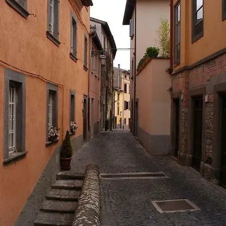 Historic House Holiday home Montefiascone